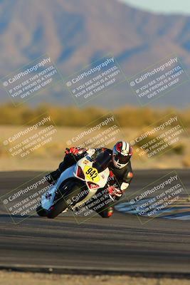 media/Jan-21-2023-CVMA (Sat) [[b9eef8ba1f]]/Race 12 Amateur Supersport Open/